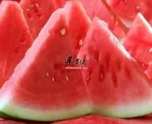 夏季吃西瓜醋热茶有助于消暑