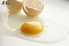 鸡蛋清面膜美容肌肤 番茄蛋清面膜