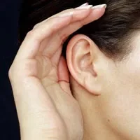 耳内有异物怎么办？