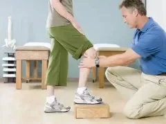 教你方法保护膝盖 这样做避免膝盖受伤