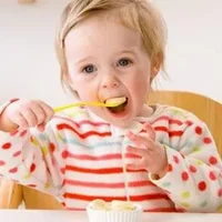 宝宝不爱吃饭总是追着喂可咋整 宝宝的开胃食谱推荐