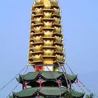 河北1座塔因堆满金元宝入选中国十大最丑建筑