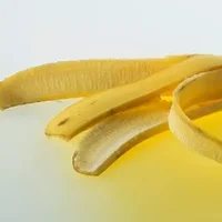 香蕉皮有什么妙用？香蕉皮可以擦皮鞋