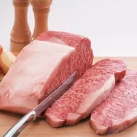 切肉有技巧：横切牛羊斜切猪，顺切鸡肉和鱼肉