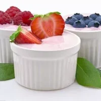 传统酸奶和益生菌酸奶哪种酸奶适合你？什么人适合喝酸奶