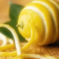 柠檬皮有什么作用？柠檬皮清洁厨房妙用多
