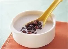 红豆牛奶汤——补铁补钙调经补血