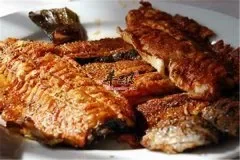 烤红鳟鱼的做法——补钙防止骨质疏松