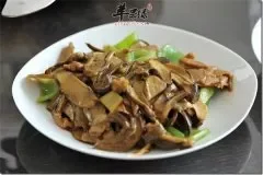 牛肝菌菜心炒肉片——养血提神润肠