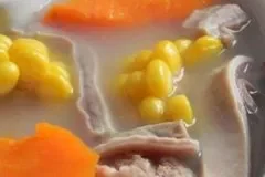 玉米瘦肉猪肚汤