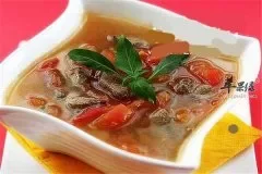 西红柿猪肝瘦肉汤——改善贫血