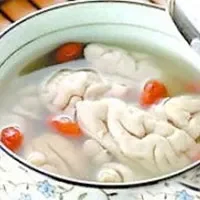 淮杞炖猪脑，常食此菜能延缓衰老