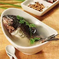 千金鲤鱼汤：健脾利水，调气导滞