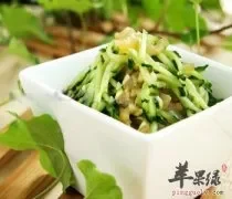 炒黄瓜丝——促进肠胃促进代谢