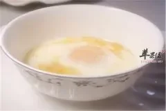 白糖蒸鸡蛋——缓解咳嗽和鼻塞