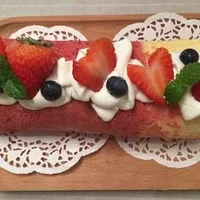 草莓酸奶蛋糕卷