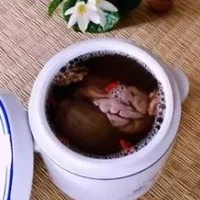 天麻炖猪脑汤