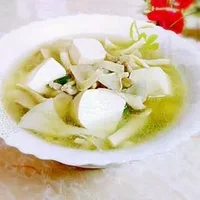 袖珍菇白豆腐汤