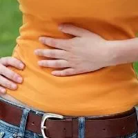 胃痛吃什么,治疗胃痛小妙招胃痛怎么止痛缓解胃痛的方法胃痛的穴位疗法