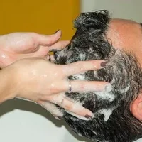 洗发水是酸性好还是碱性好,碱性对发质好还是酸性好