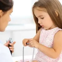 儿童性早熟是挂保健科吗,儿童性早熟有哪些症状