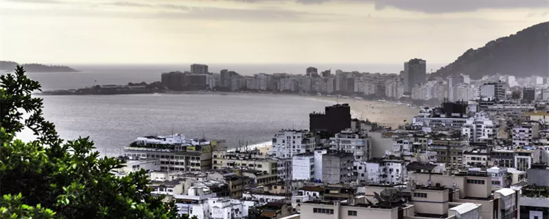 摄图网_501460902_banner_从巴西里约热内卢的莫罗达巴比罗尼亚俯瞰科帕卡巴纳和柠檬（企业商用）_副本.jpg