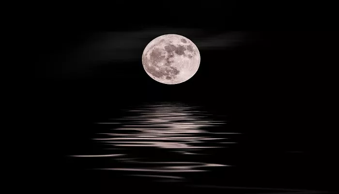 月亮 (1).jpg