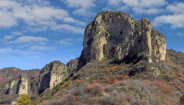 北平山太行山十里画廊秋色.jpg