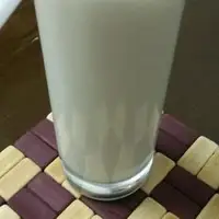 蜂蜜香蕉牛奶