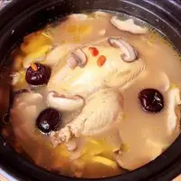 菌菇滋补鸡汤