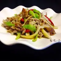 大球盖菇炒肉