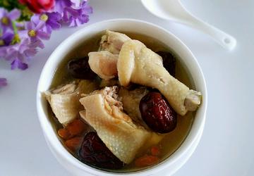 土茯苓炖鸡汤