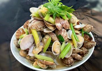 蛤蜊炒芹菜
