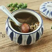 石斛炖瘦肉汤