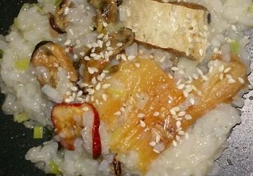 韩式海鲜饭（海鳗、淡菜味）