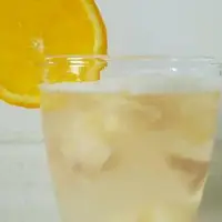 蜜桃鸡尾酒