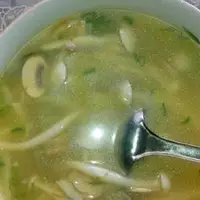 肉丝磨菇汤