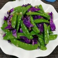 紫甘蓝炒荷兰豆