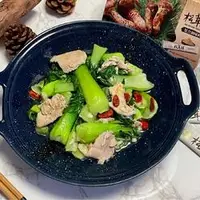 肉片炒上海青