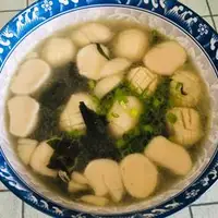 墨鱼丸海菜汤
