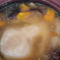 砂锅黄芪童子鸡