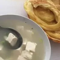 吊炉饼豆腐汤