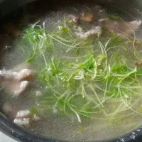 蝴蝶赤肉汤